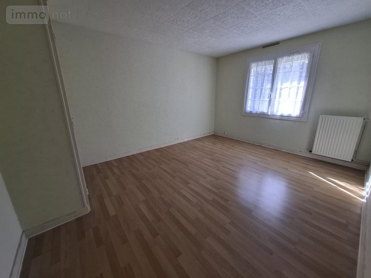 Maison a vendre Saintes 17100 Charente-Maritime 119 m2 4 pièces 215086 euros