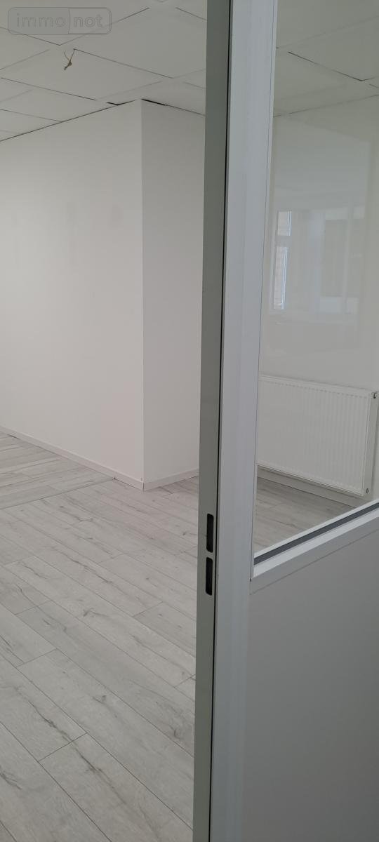 Location fonds et murs commerciaux Amiens 80000 Somme 25 m2  550 euros