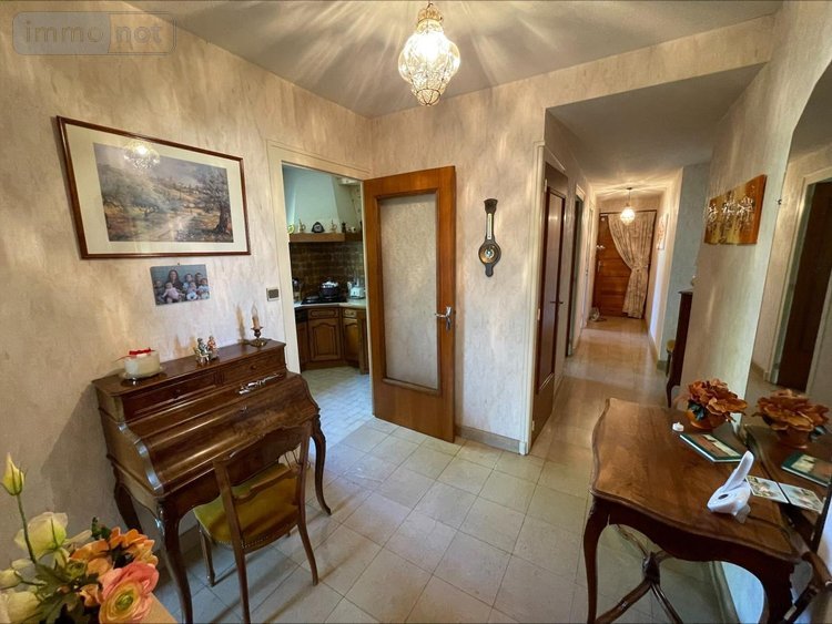 Appartement a vendre Bourg-en-Bresse 01000 Ain 83 m2  168000 euros