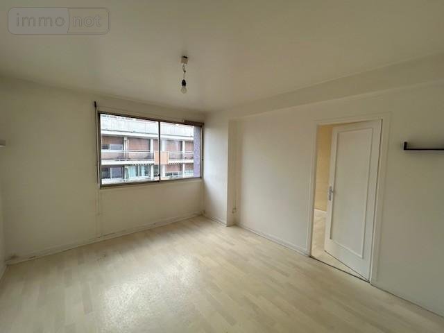 Viager appartement Clermont-Ferrand 63000 Puy-de-Dôme 43 m2 3 pièces 20000 euros