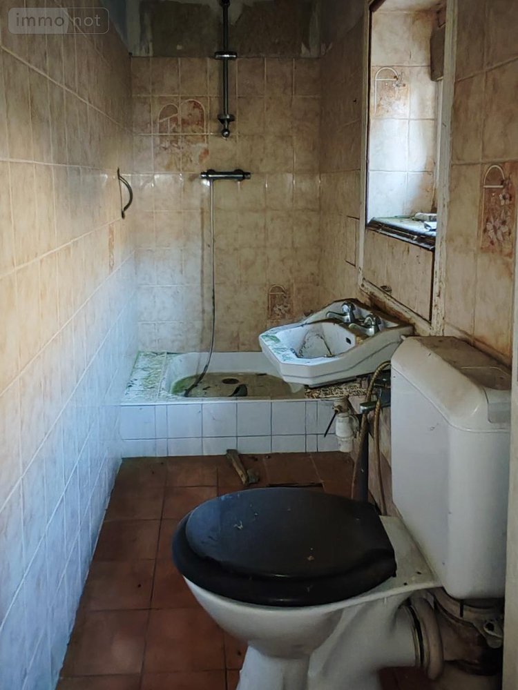 Maison a vendre Le Cloître-Saint-Thégonnec 29410 Finistère 95 m2  73780 euros