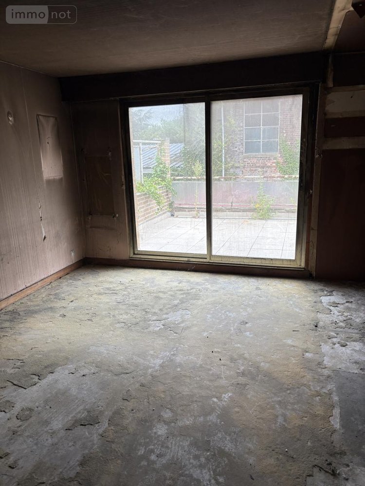 Immeuble a vendre Hénin-Beaumont 62110 Pas-de-Calais 150 m2  118040 euros