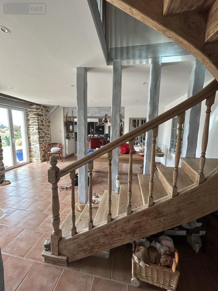 Maison a vendre Lanvollon 22290 Côtes-d'Armor 201 m2 6 pièces 646600 euros