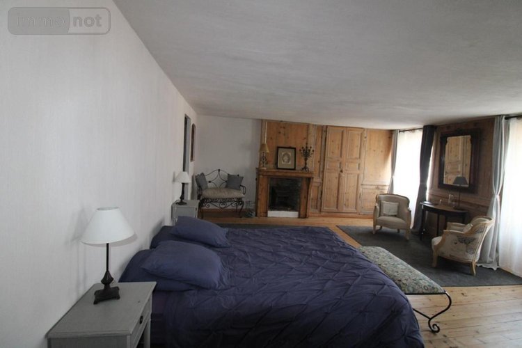 Immeuble a vendre Le Palais 56360 Morbihan 240 m2  895275 euros