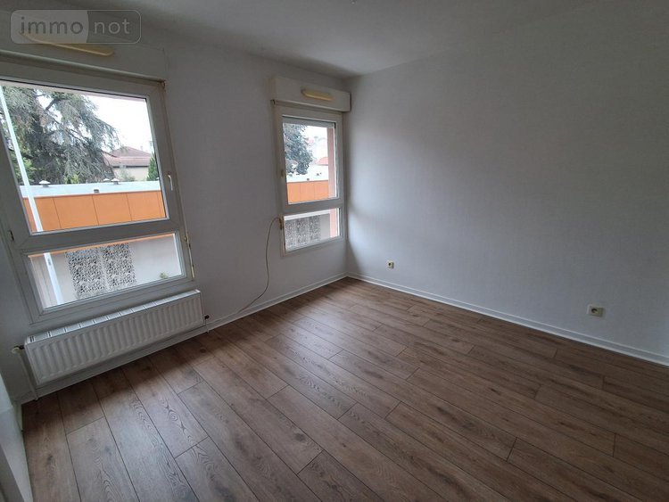 Location appartement Bourg-en-Bresse 01000 Ain 76 m2  774 euros