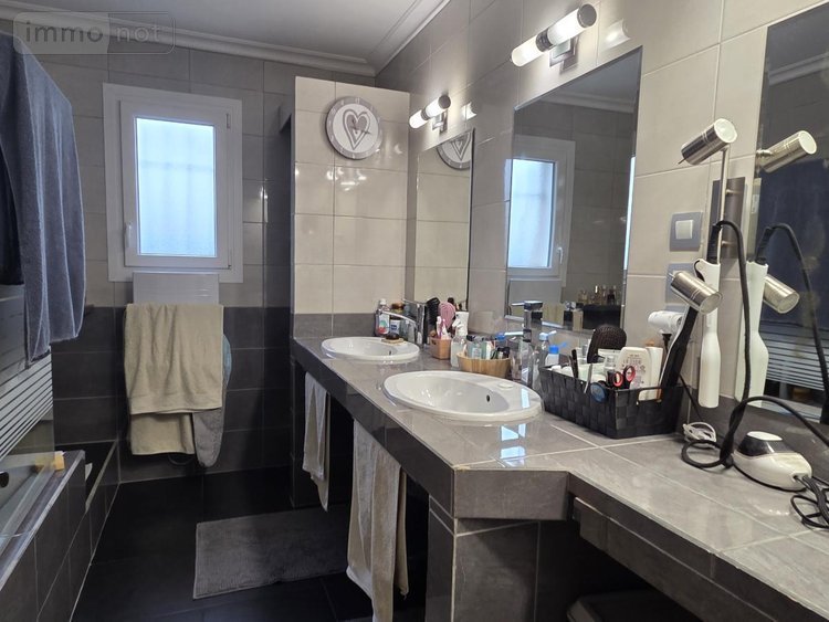 Maison a vendre Château-Gontier-sur-Mayenne 53200 Mayenne 158 m2 8 pièces 269770 euros