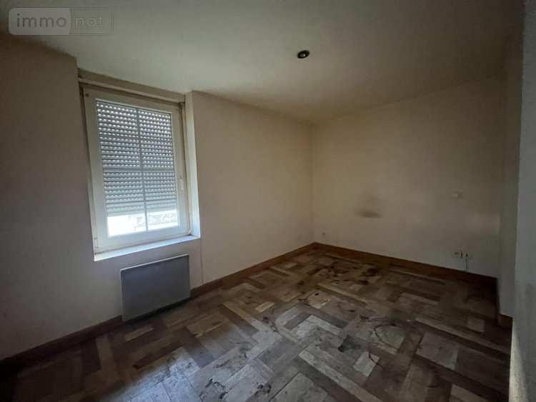 Immeuble a vendre Ploërmel 56800 Morbihan 206 m2  223900 euros