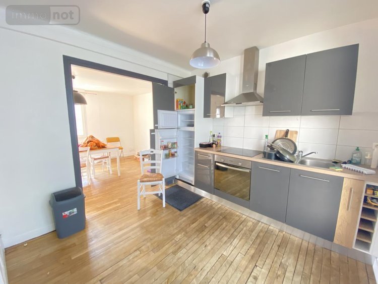 Immeuble a vendre Loudéac 22600 Côtes-d'Armor 230 m2  239200 euros