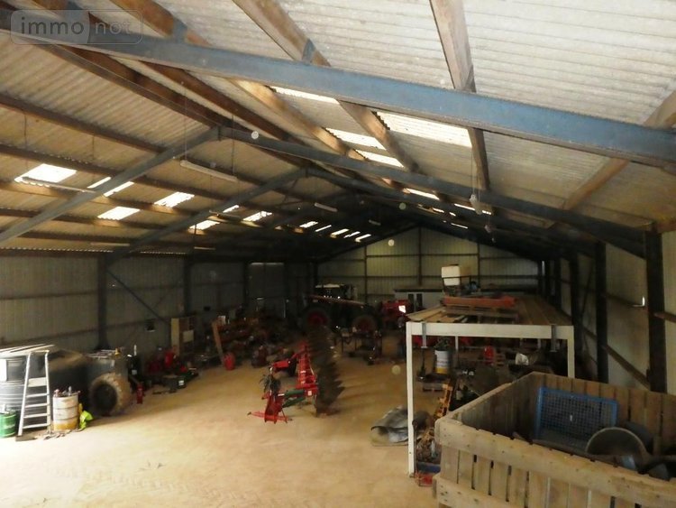 Divers a vendre Séglien 56160 Morbihan 900 m2  137100 euros
