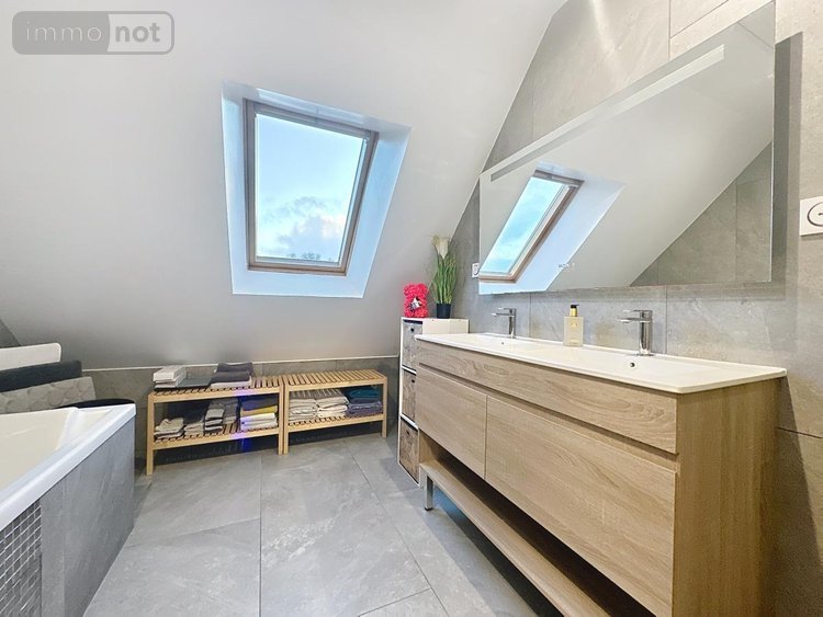 Maison a vendre Plouay 56240 Morbihan 203 m2 7 pièces 467640 euros