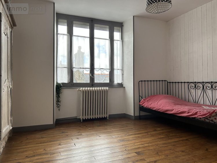Maison a vendre Guingamp 22200 Côtes-d'Armor 225 m2 10 pièces 249888 euros