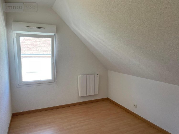 Location maison Damparis 39500 Jura 90 m2 5 pièces 820 euros