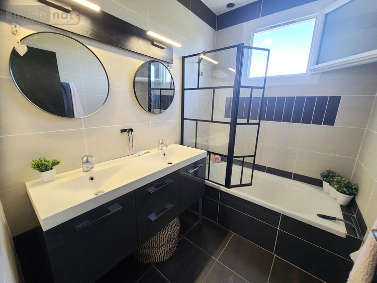 Maison a vendre Pierrelatte 26700 Drôme 130 m2 7 pièces 285000 euros