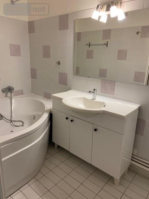 Location appartement Bois-Guillaume 76230 Seine-Maritime 51 m2 2 pièces 696 euros