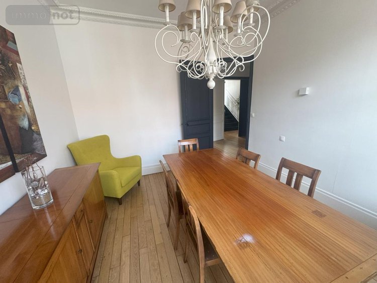 Immeuble a vendre Cambrai 59400 Nord 160 m2  393000 euros