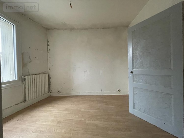 Maison a vendre Sargé-lès-le-Mans 72190 Sarthe 93 m2  146800 euros