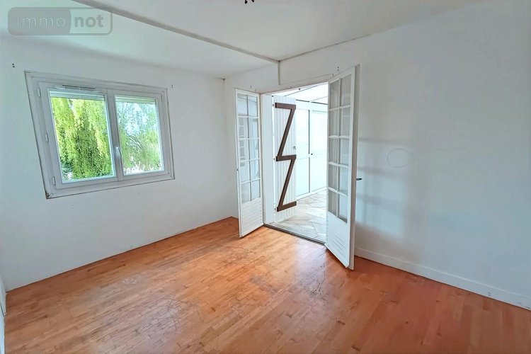 Maison a vendre Malguénac 56300 Morbihan 250 m2  137800 euros