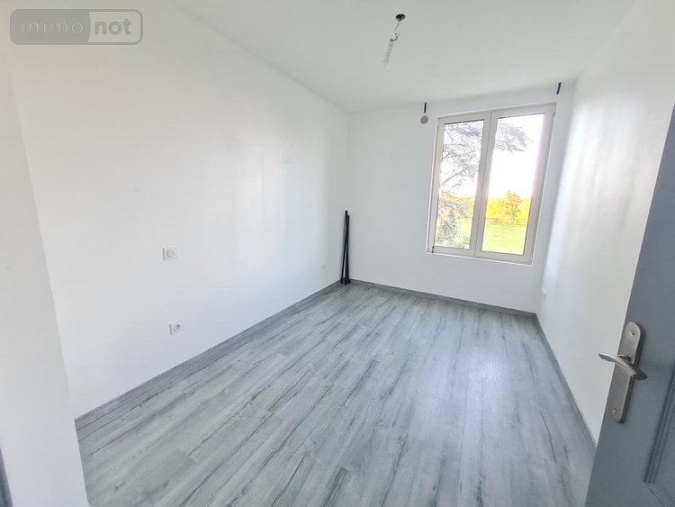 Location appartement Montoire-sur-le-Loir 41800 Loir-et-Cher 58 m2 4 pièces 550 euros