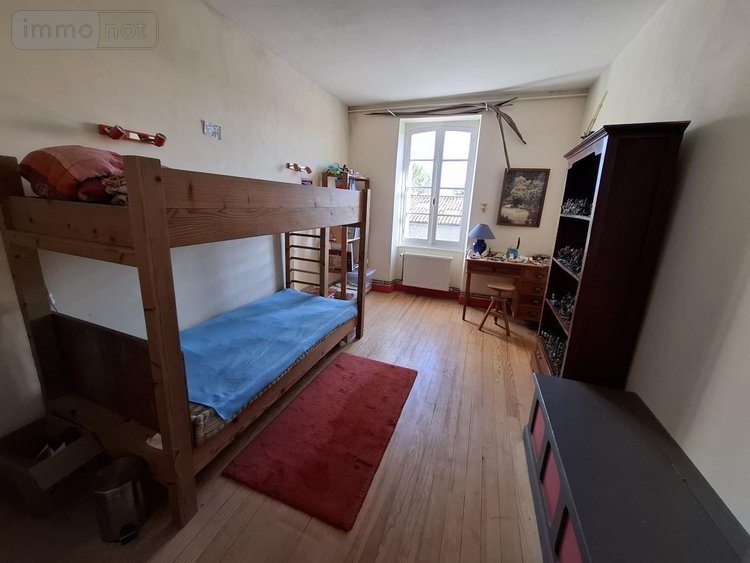 Maison a vendre Préguillac 17460 Charente-Maritime 157 m2 6 pièces 167872 euros