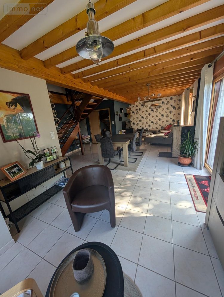 Maison a vendre Tressignaux 22290 Côtes-d'Armor 133 m2 7 pièces 294000 euros