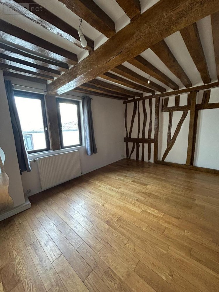 Location maison Pont-de-l'Arche 27340 Eure 90 m2 4 pièces 800 euros