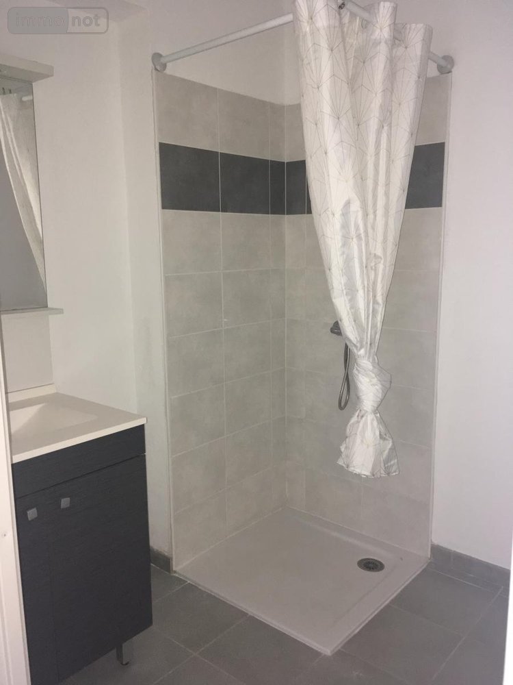 Location appartement Saint-Herblain 44800 Loire-Atlantique 39 m2  617 euros