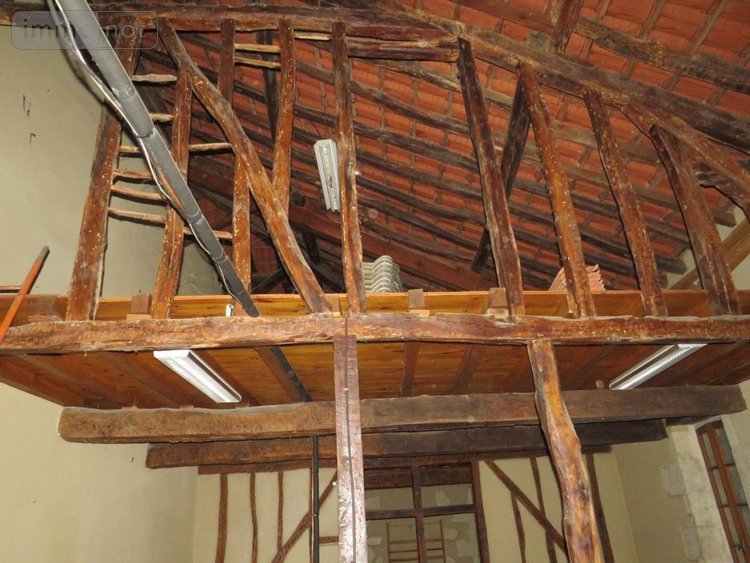 Maison a vendre Vic-Fezensac 32190 Gers 175 m2 1 pièce 128000 euros