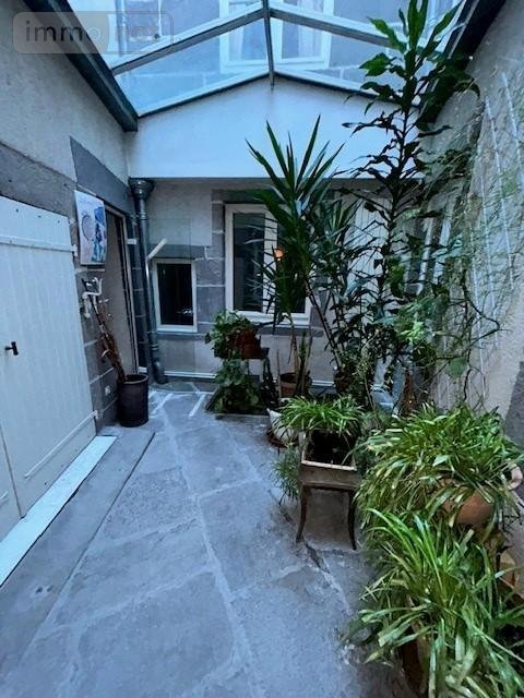 Viager maison Riom 63200 Puy-de-Dôme 320 m2 14 pièces 477750 euros