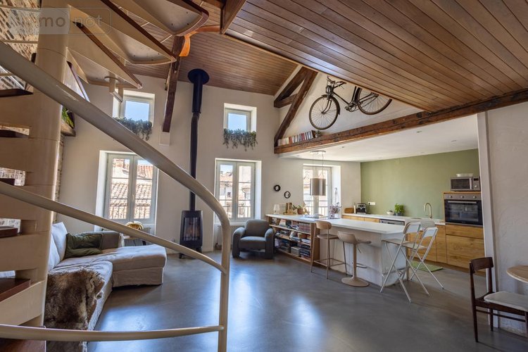 Appartement a vendre Cahors 46000 Lot 139 m2  230000 euros