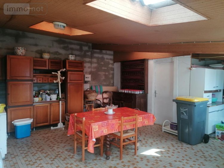 Maison a vendre Plouvorn 29420 Finistère 195 m2 9 pièces 208400 euros