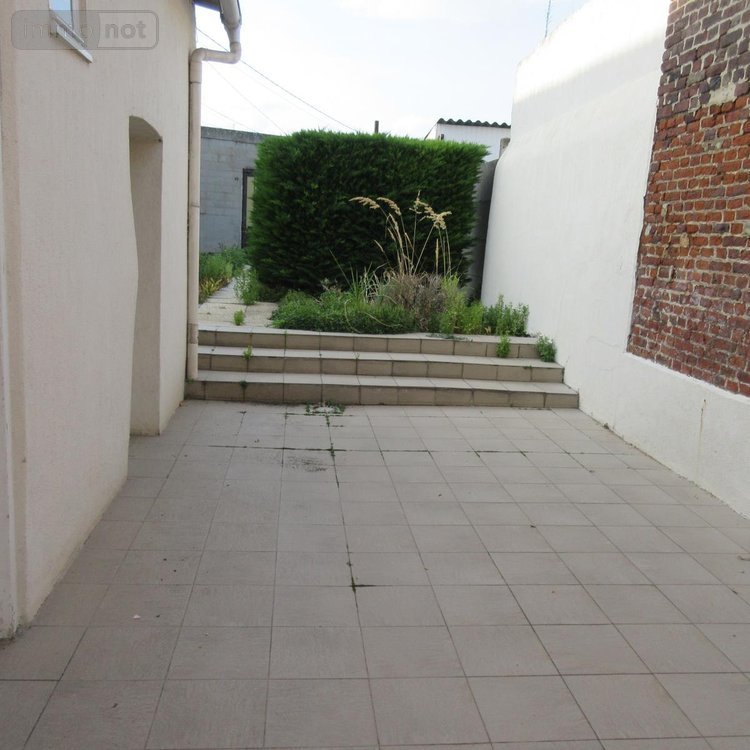 Immeuble a vendre Hénin-Beaumont 62110 Pas-de-Calais 137 m2  153500 euros