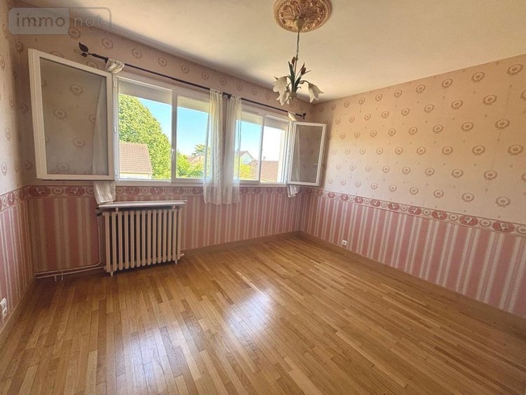 Maison a vendre Saint-Doulchard 18230 Cher 128 m2 7 pièces 212000 euros