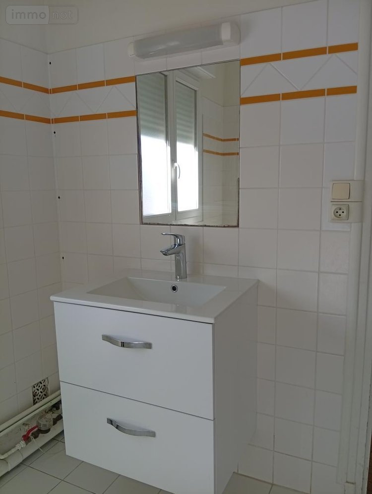 Location appartement Reims 51100 Marne 61 m2 3 pièces 630 euros