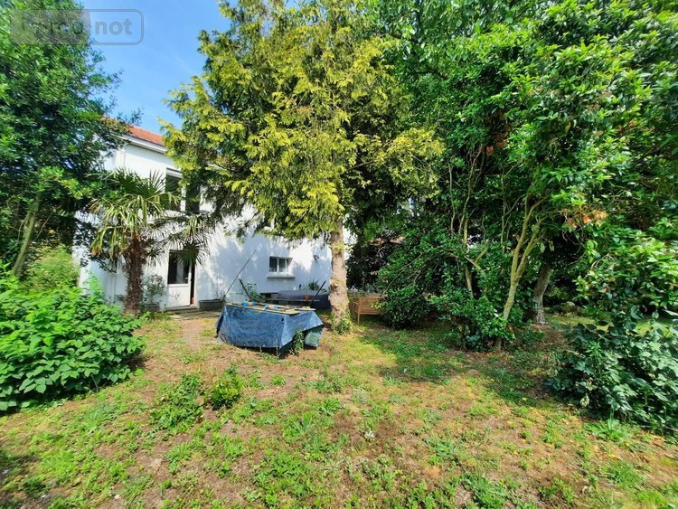 Maison a vendre Challans 85300 Vendée 195 m2 8 pièces 299000 euros