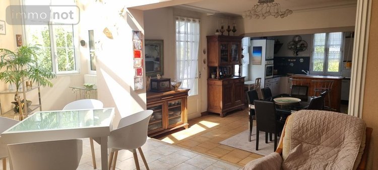 Maison a vendre Monnaie 37380 Indre-et-Loire 176 m2 8 pièces 267760 euros