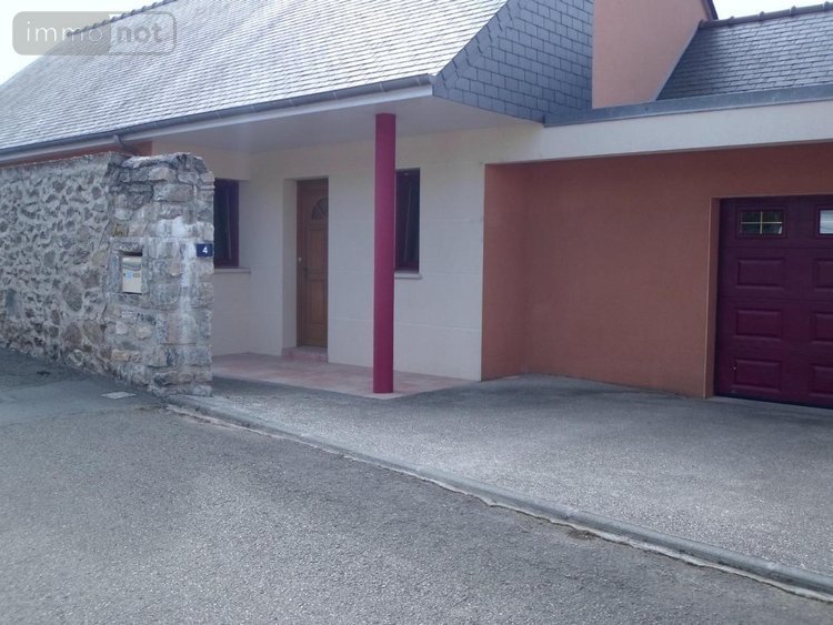 Location maison Évron 53600 Mayenne 89 m2 4 pièces 720 euros