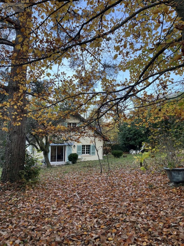 Maison a vendre Besançon 25000 Doubs 307 m2  375000 euros