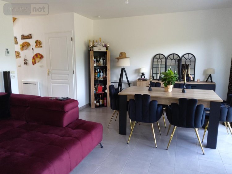 Location maison Grand-Bourgtheroulde 27520 Eure 114 m2 5 pièces 1070 euros