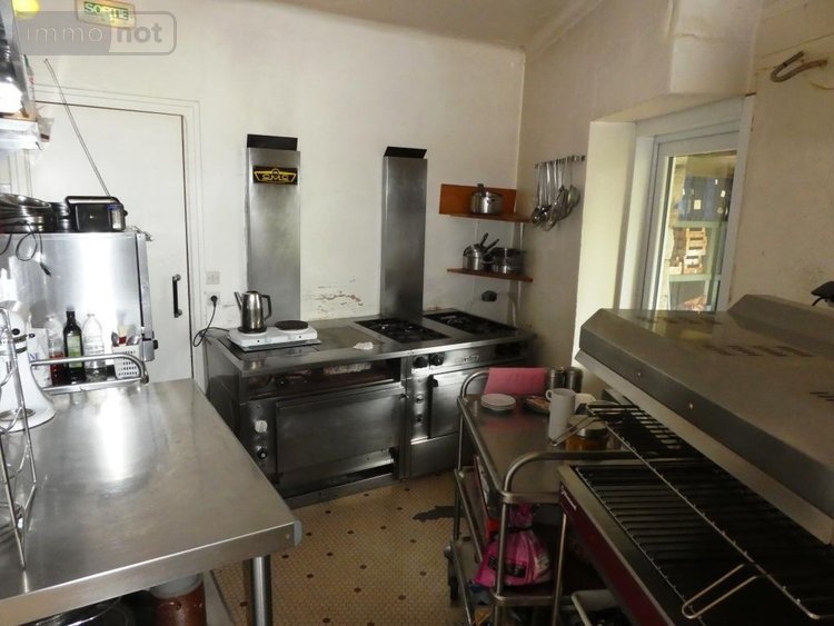 Immeuble a vendre Bubry 56310 Morbihan 400 m2  241600 euros