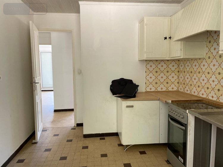 Appartement a vendre Septèmes-les-Vallons 13240 Bouches-du-Rhône 71 m2  130000 euros