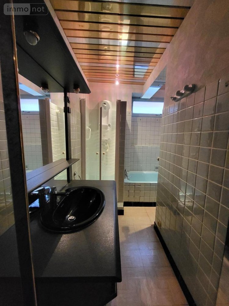 Immeuble a vendre Audincourt 25400 Doubs 381 m2  257000 euros