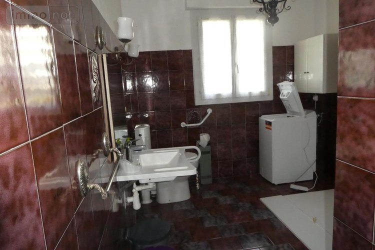 Maison a vendre Plougonven 29640 Finistère 180 m2 8 pièces 233122 euros