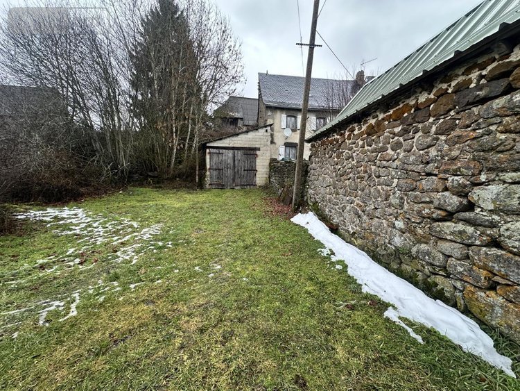 Maison a vendre Neuvéglise-sur-Truyère 15260 Cantal 95 m2  95400 euros