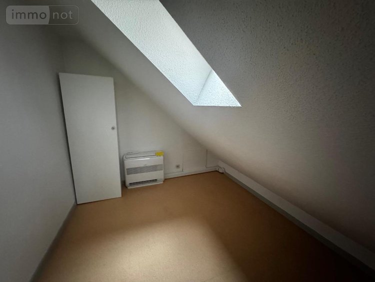 Location appartement Dole 39100 Jura 30 m2 2 pièces 440 euros