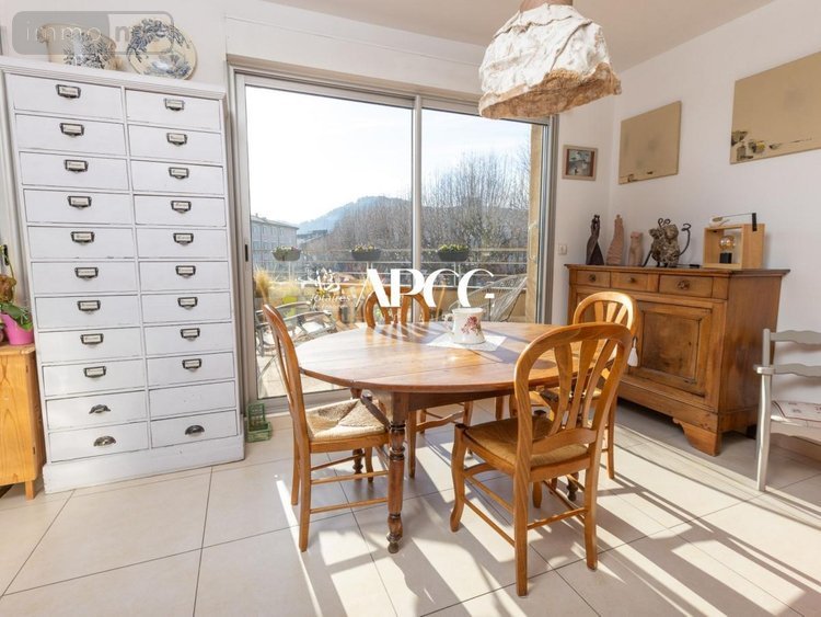 Viager appartement Vaison-la-Romaine 84110 Vaucluse 78 m2 3 pièces 230000 euros