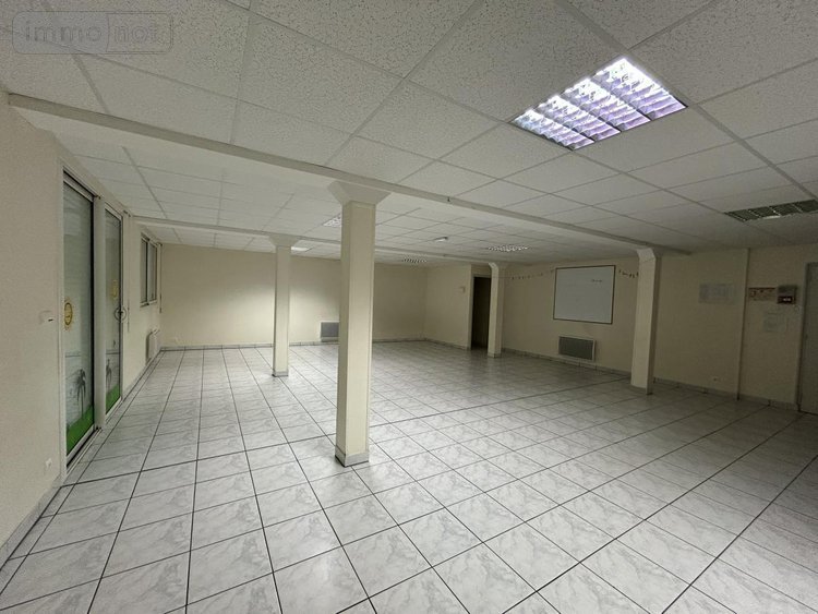 Immeuble a vendre Laval 53000 Mayenne 243 m2  167200 euros
