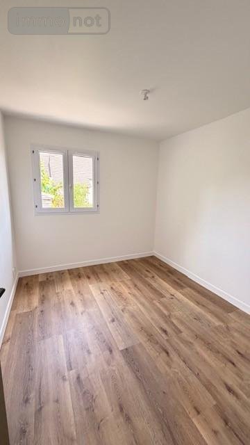 Location maison Château-Gontier-sur-Mayenne 53200 Mayenne 101 m2 6 pièces 830 euros