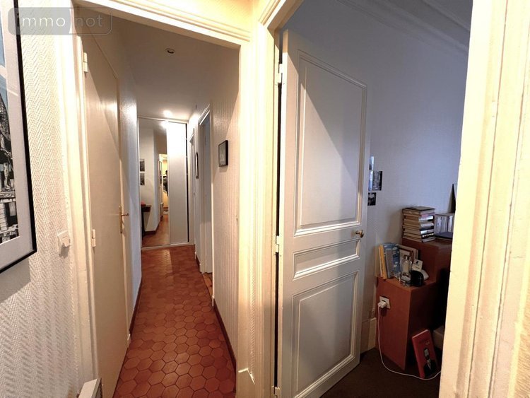 Appartement a vendre Paris 19e arrondissement 75019 Paris 47 m2 3 pièces 379050 euros