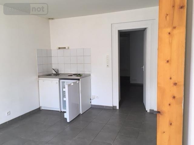 Immeuble a vendre Longuenée-en-Anjou 49770 Maine-et-Loire 397 m2  681200 euros