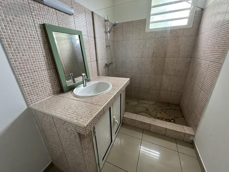 Maison a vendre Saint-Pierre 97410 Réunion 98 m2 4 pièces 298000 euros